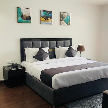 Saltstayz Select - Malcha & Chankyapuri New Delhi Ngoại thất bức ảnh