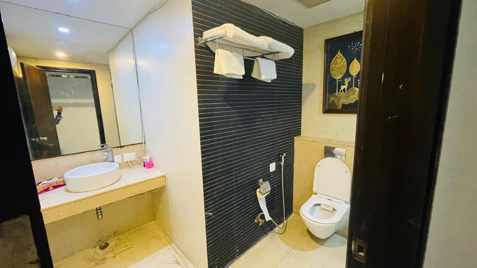 Saltstayz Select - Malcha & Chankyapuri New Delhi Ngoại thất bức ảnh