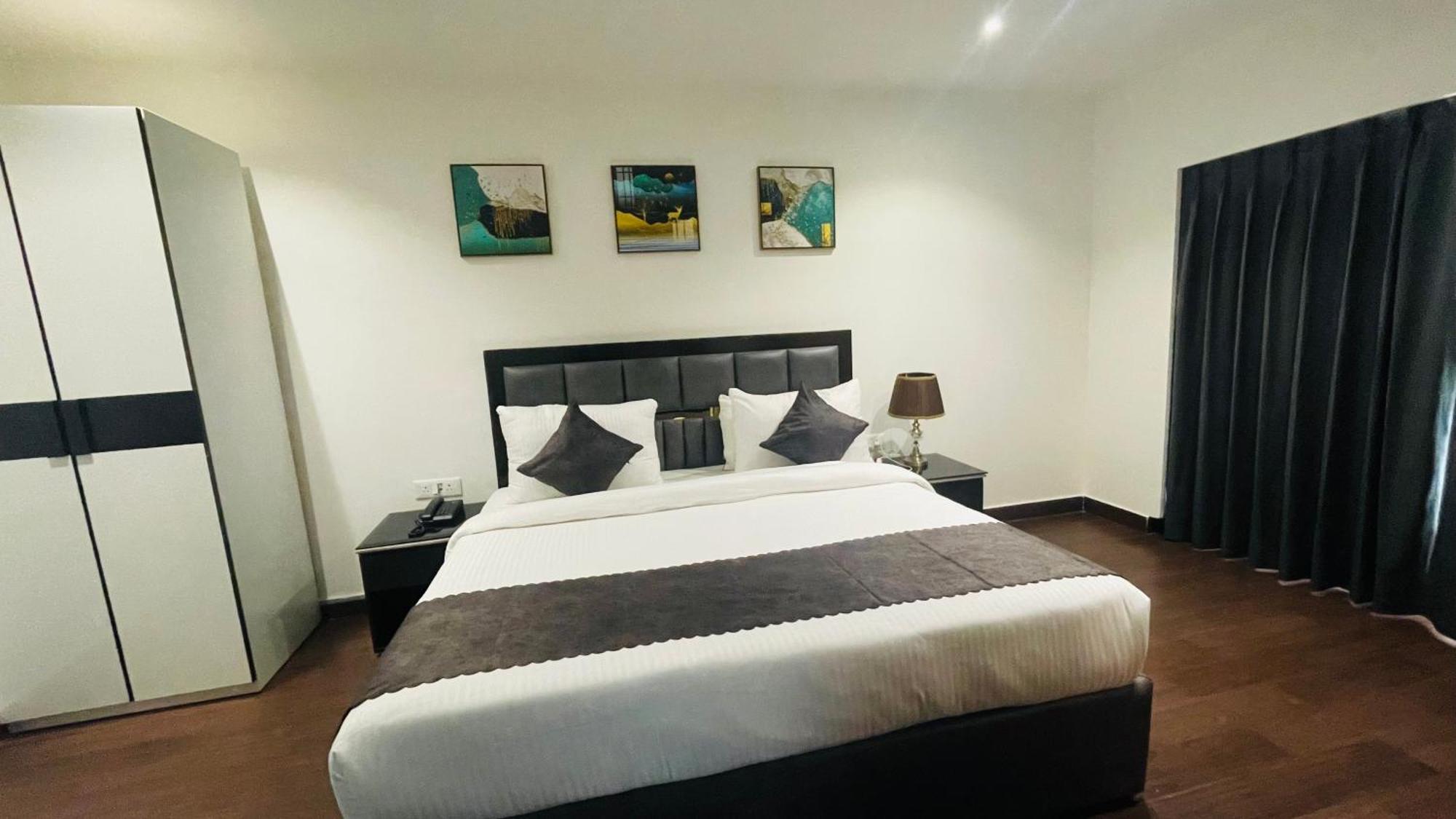 Saltstayz Select - Malcha & Chankyapuri New Delhi Ngoại thất bức ảnh
