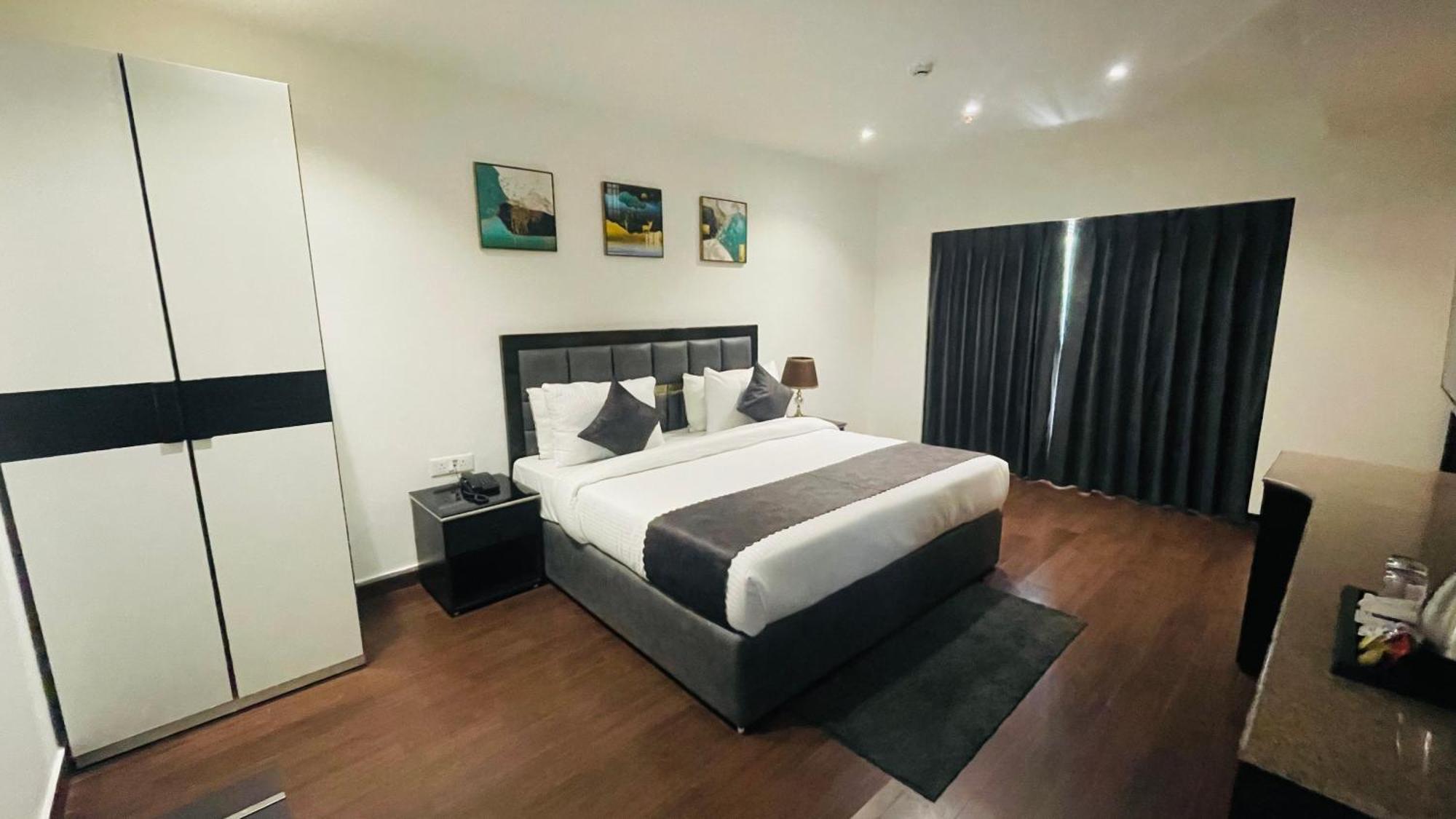 Saltstayz Select - Malcha & Chankyapuri New Delhi Ngoại thất bức ảnh